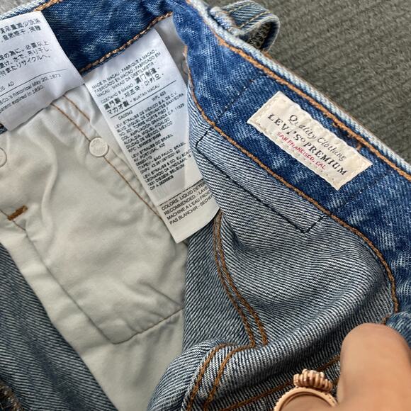 Levi's 501 Jeans Shorts Women 25 Blue High Rise Raw Hem Dark Wash Button Fly - Picture 5 of 8